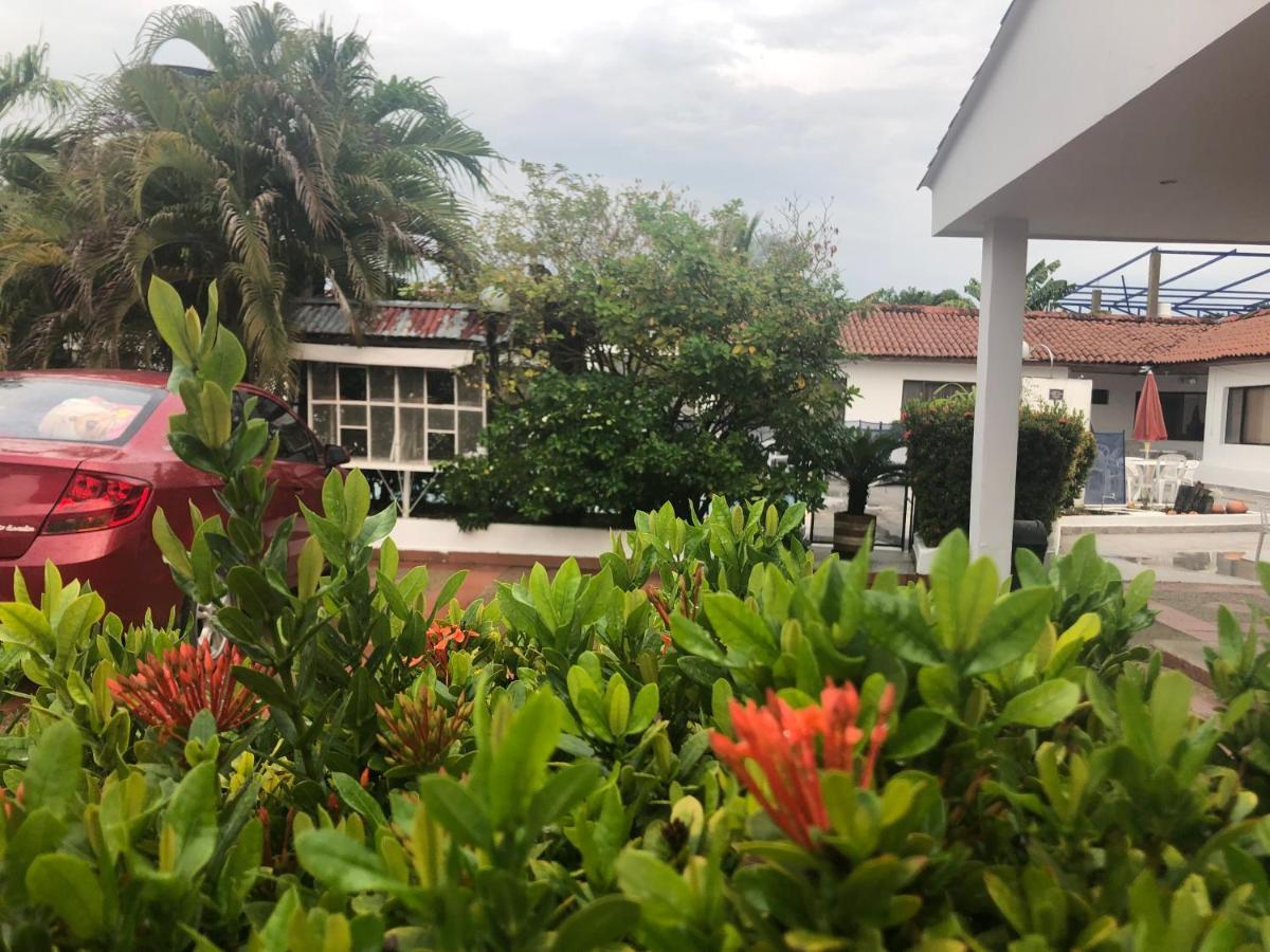 Hotel Villa Ricaurte Eksteriør bilde